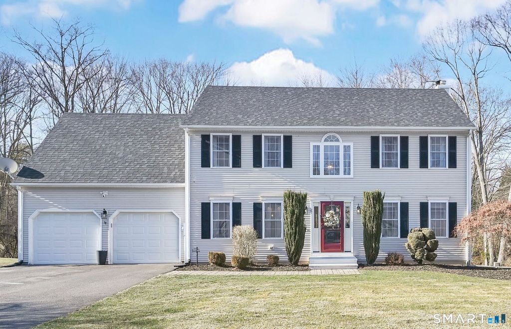 Photo of 27 Merriman Lane, Wallingford, CT 06492 (MLS # 24143993)