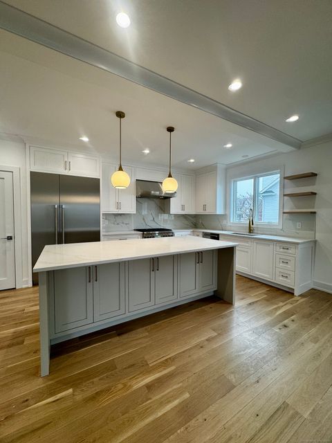 MLS: 24088240
