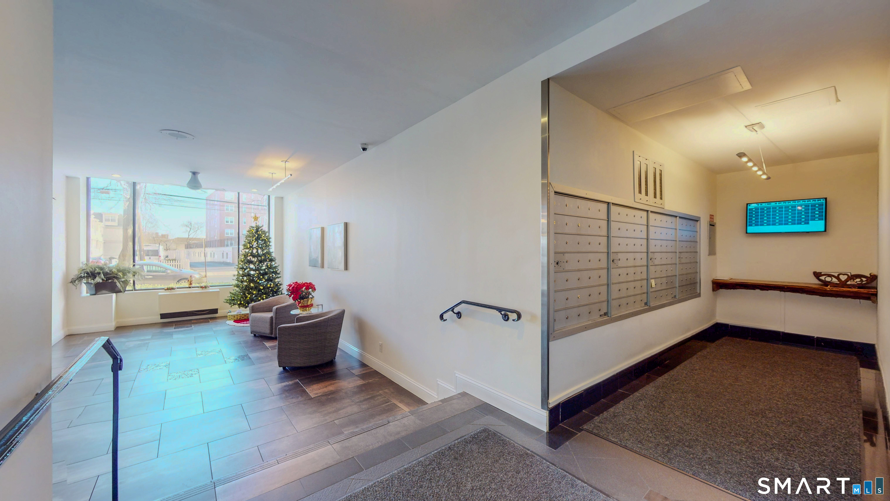 50 Glenbrook Road APT 4E