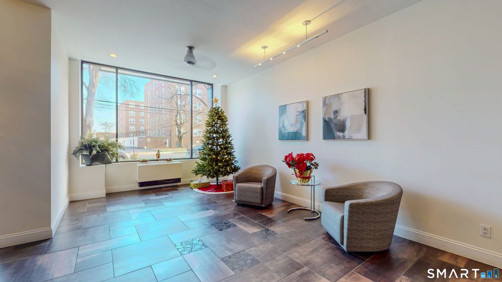 Photo of 50 Glenbrook Road #APT 4E, Stamford, CT 06902 (MLS # 24145151)