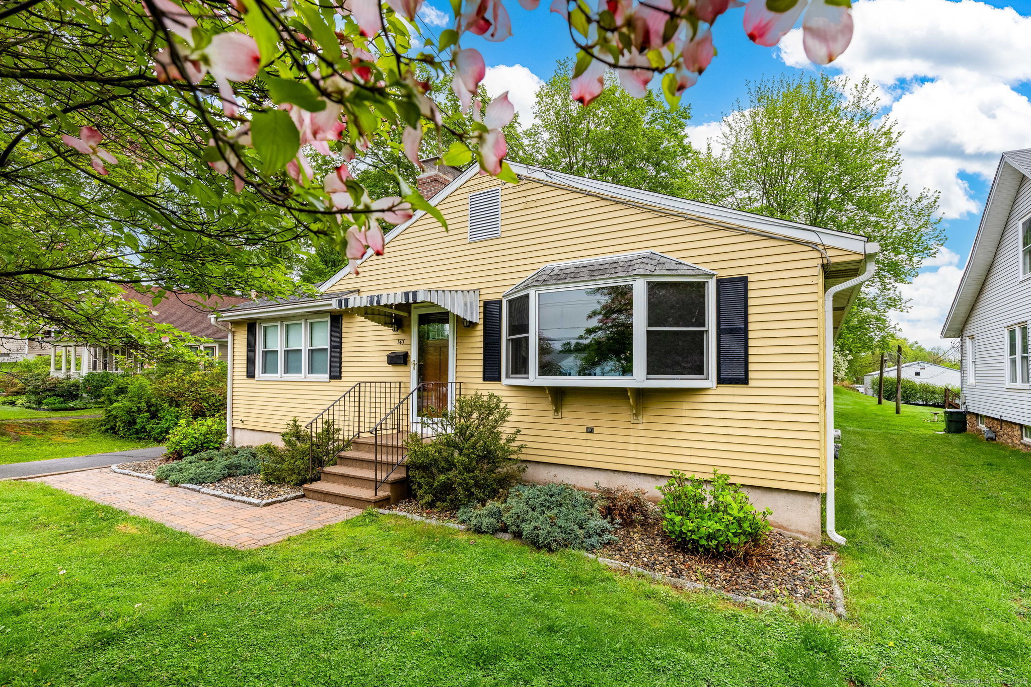 147 E Robbins Avenue, Newington, Connecticut image 38