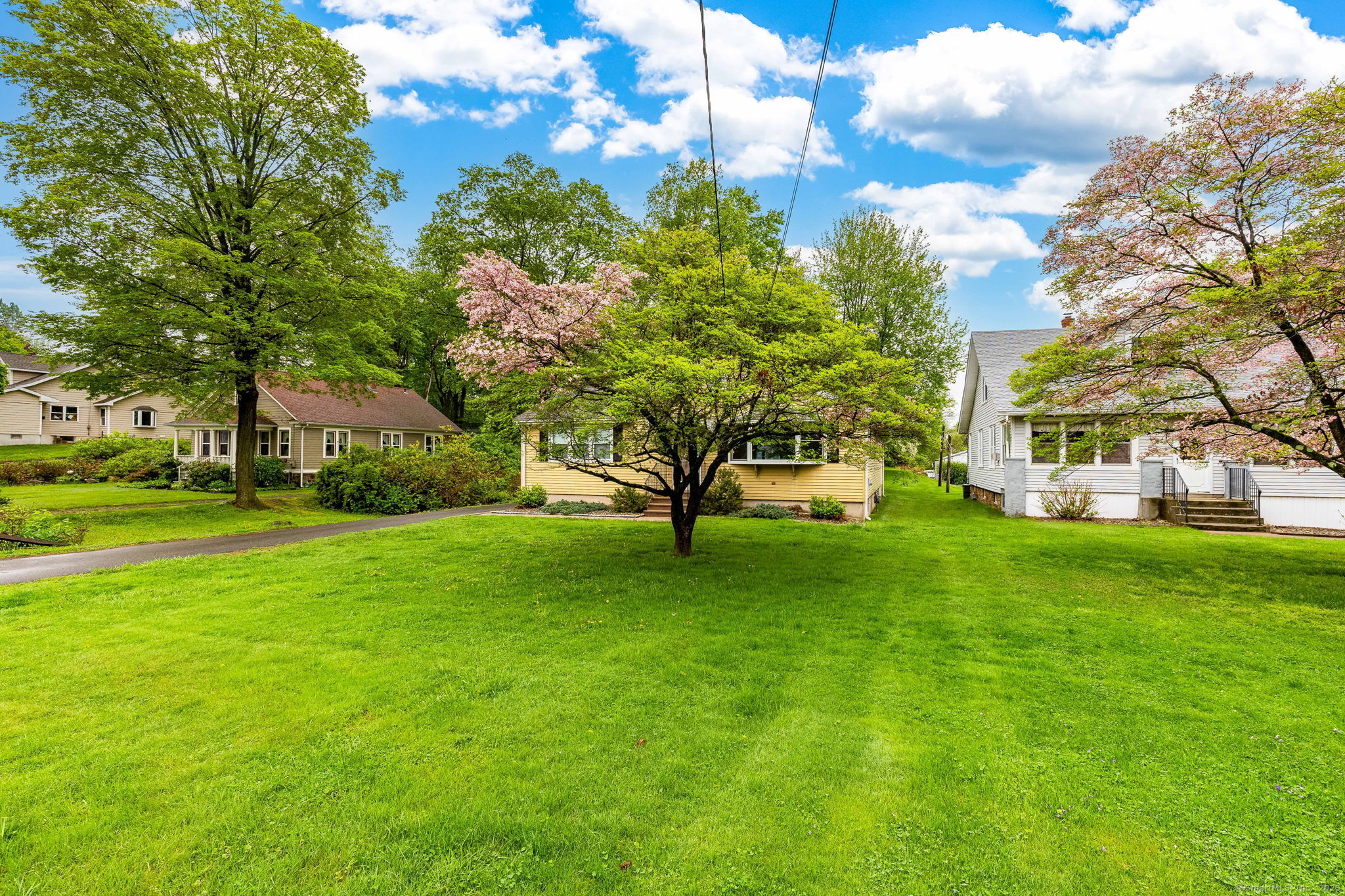 147 E Robbins Avenue, Newington, Connecticut image 39