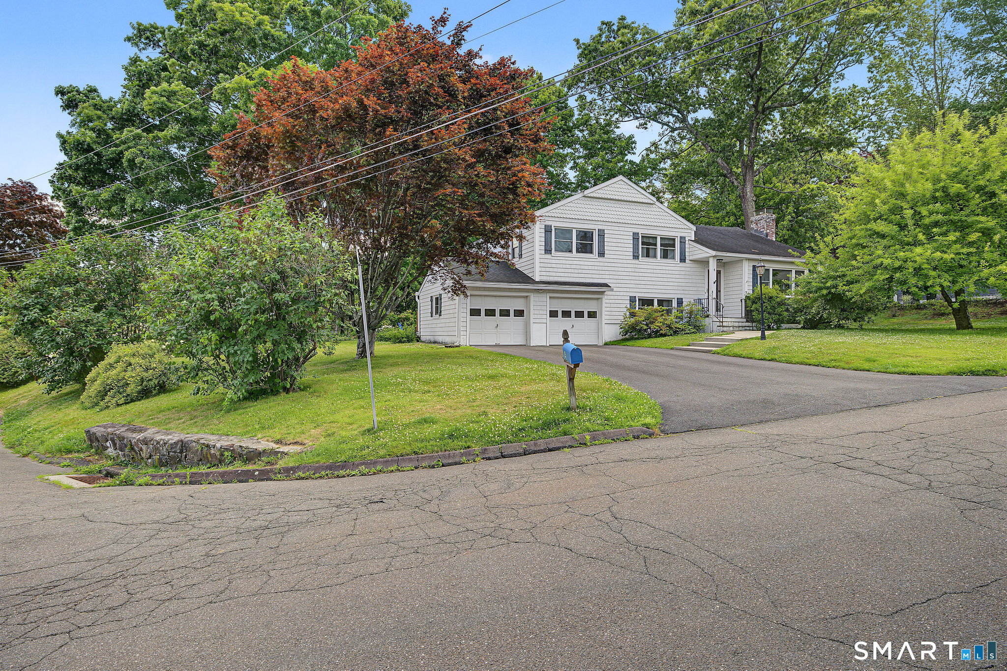 4 Ezra Road