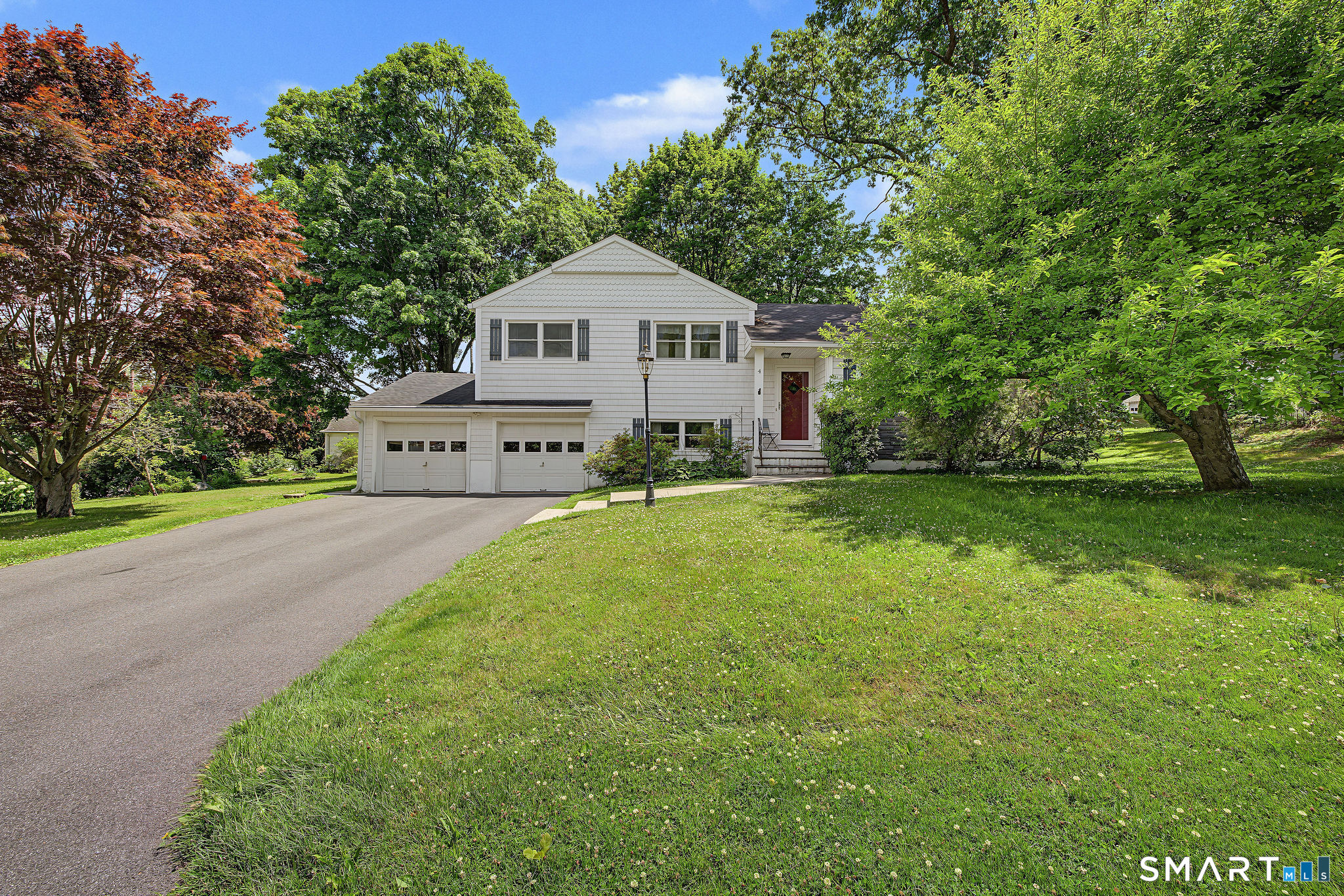 4 Ezra Road