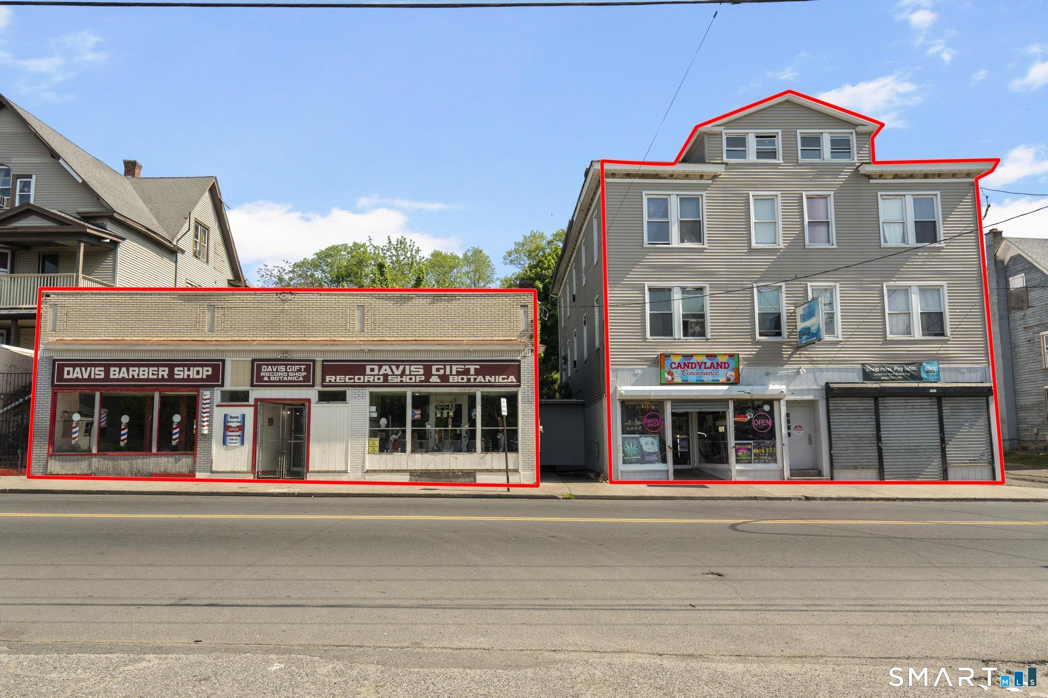 669 East Main Street
