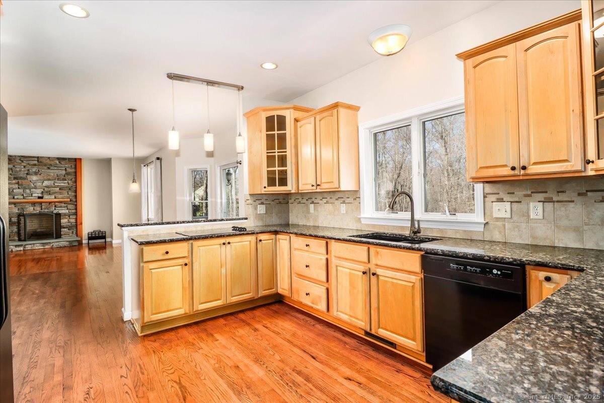 11 Carol Drive, Essex, Connecticut image 20