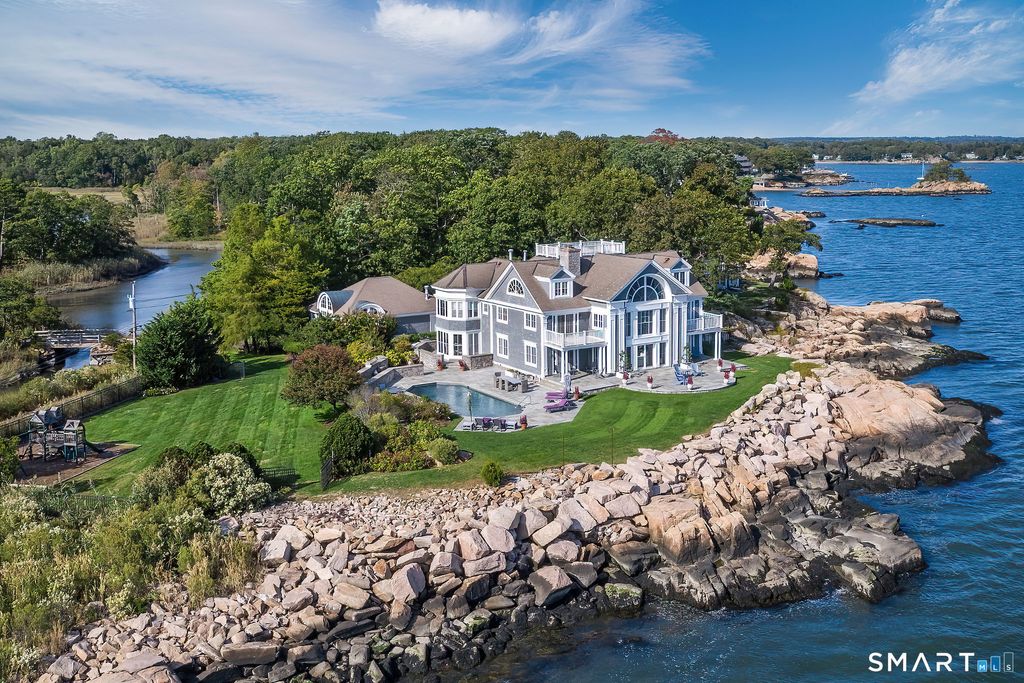 Photo of 84 Johnsons Point Road, Branford, CT 06405 (MLS # 24141938)