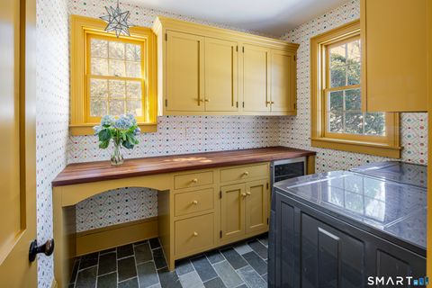 Tiny photo for 105 White Oak Shade Road, New Canaan, CT 06840 (MLS # 24157134)