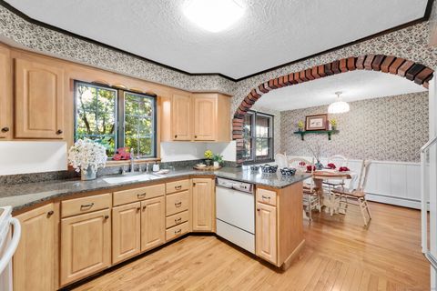 Tiny photo for 16 Knox Place, Bristol, CT 06010 (MLS # 24133183)