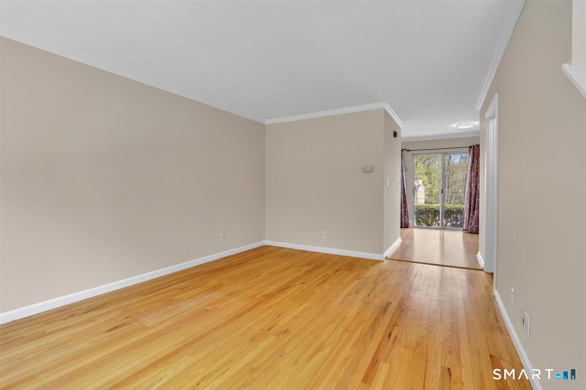 224 New Britain Avenue 8