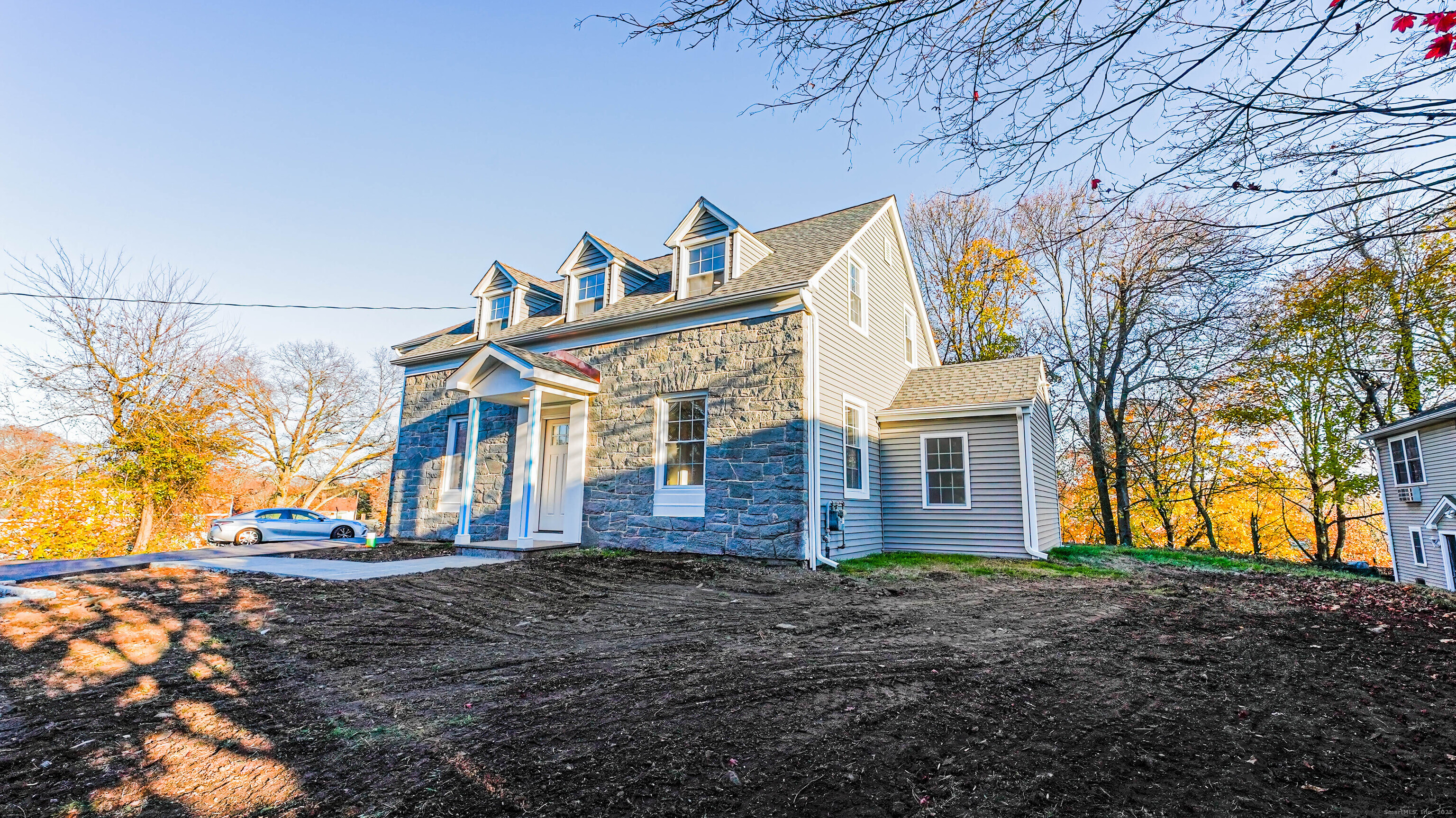 206 Huntington Turnpike