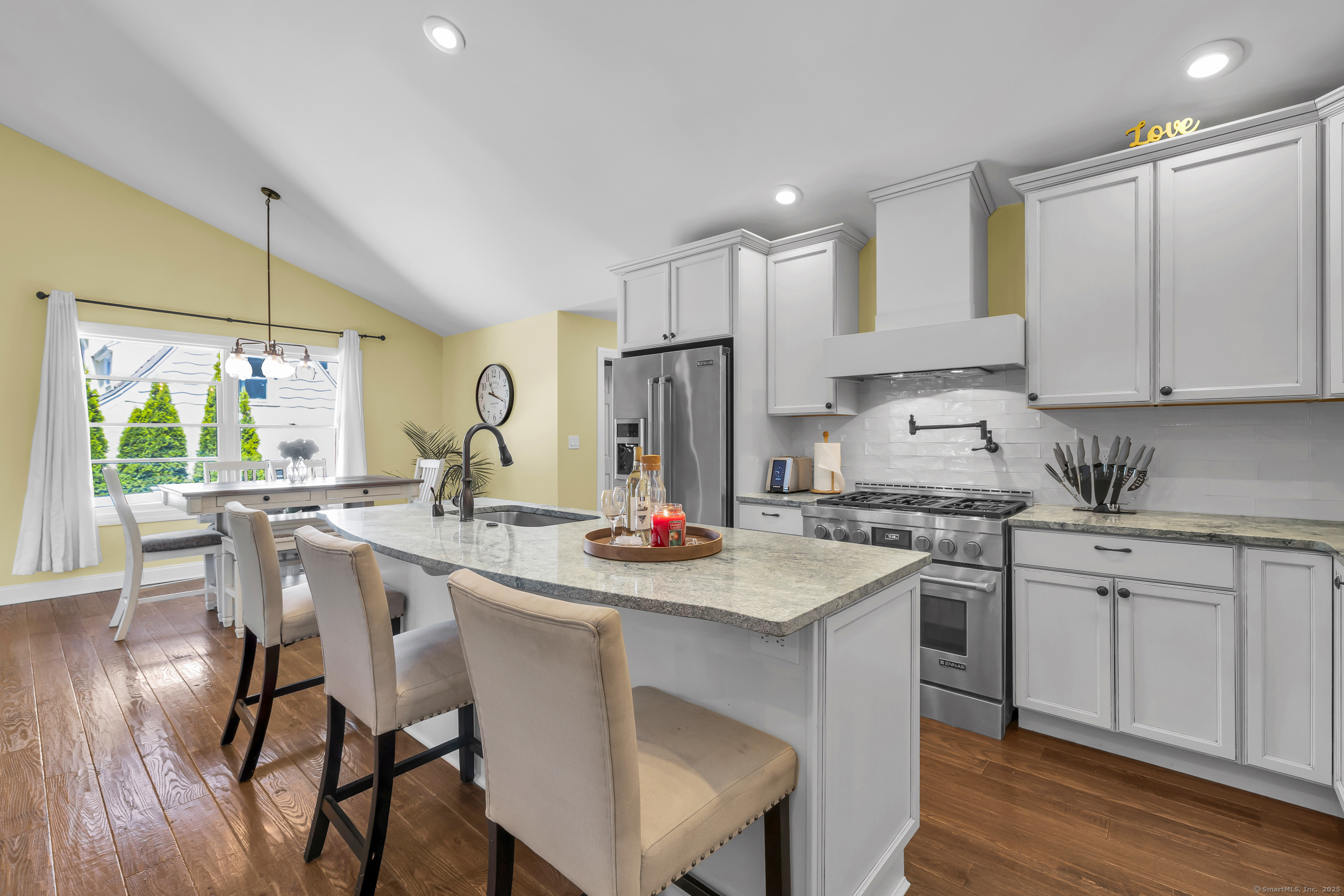 127 Killdeer Road, Hamden, Connecticut image 8