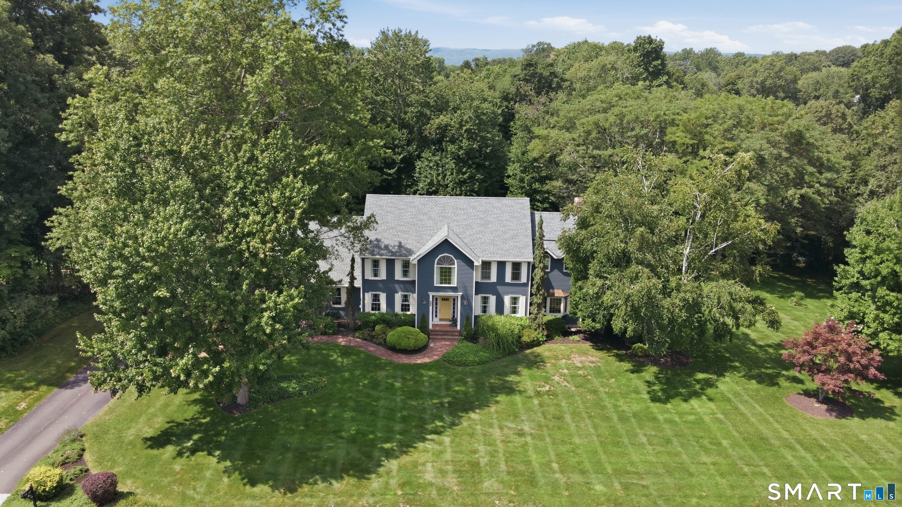 595 Tamarack Road