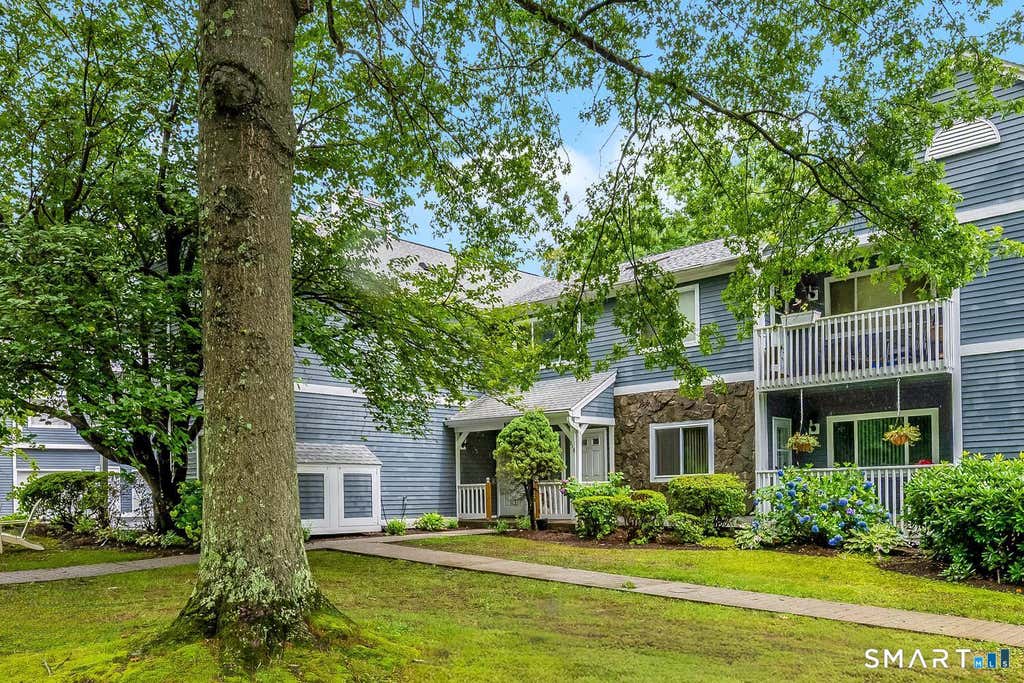 Photo of 215 Windgate Circle #E, Monroe, CT 06468 (MLS # 24193446)