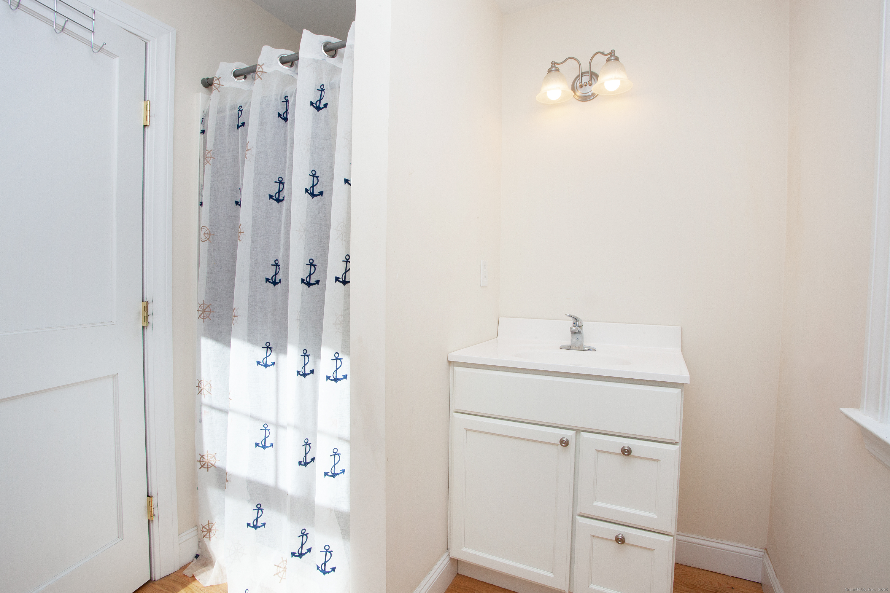 Hartland, Connecticut 06027, United States, 3 Bedrooms Bedrooms, ,2 BathroomsBathrooms,Residential,Active,254749