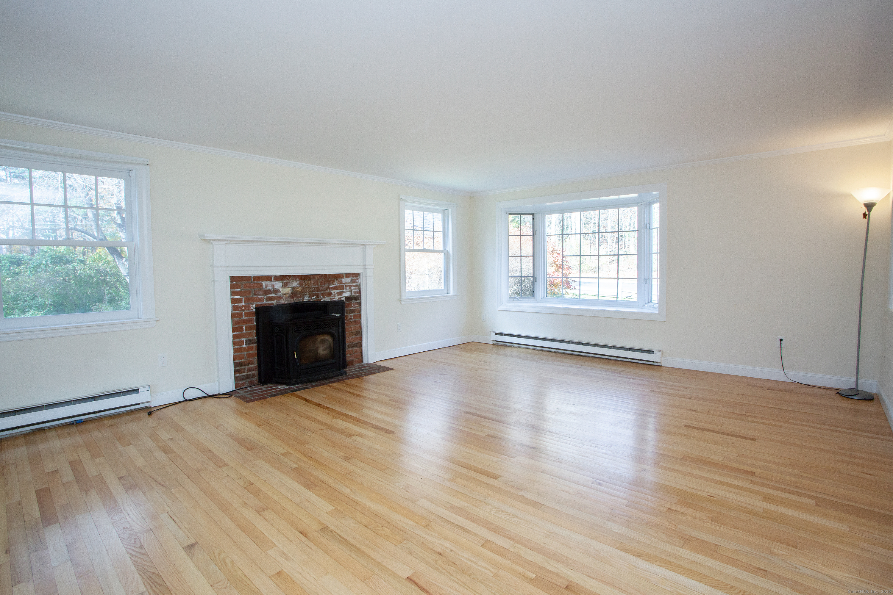 Hartland, Connecticut 06027, United States, 3 Bedrooms Bedrooms, ,2 BathroomsBathrooms,Residential,Active,254749