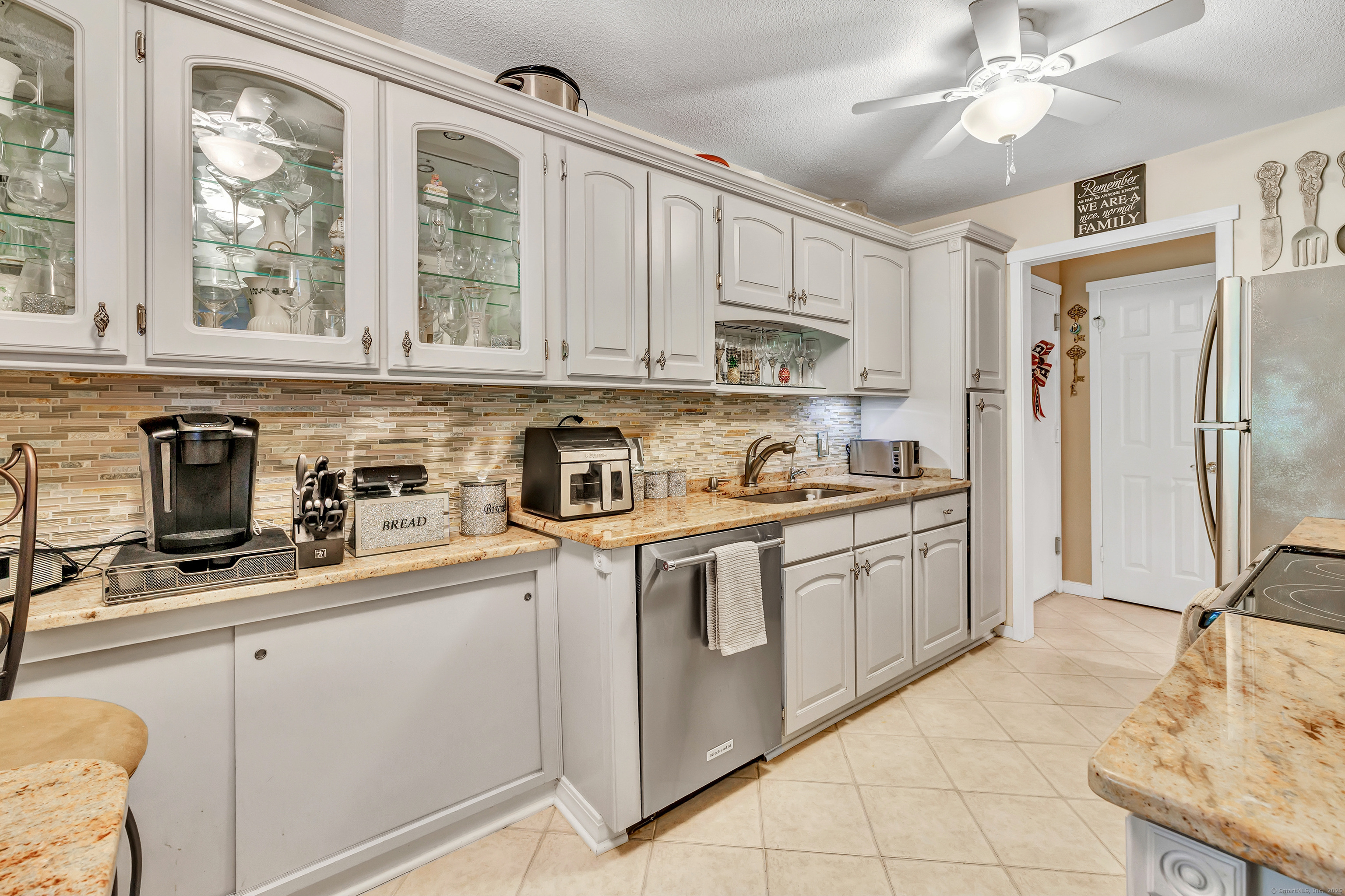 176 Heritage Village B