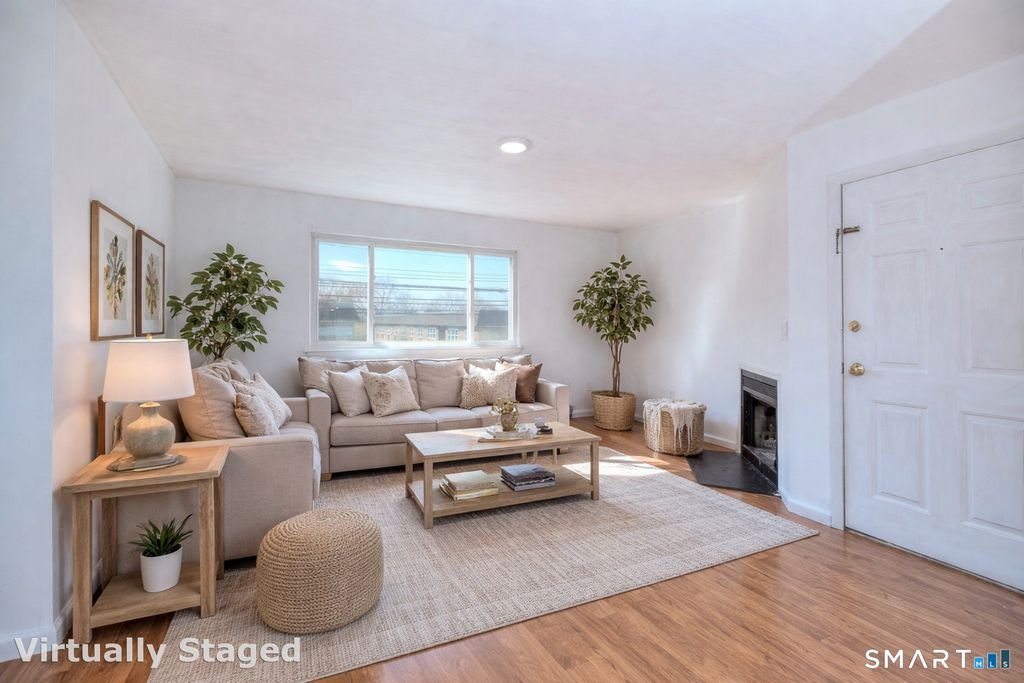 Photo of 638 Cove Road #2, Stamford, CT 06902 (MLS # 24166928)