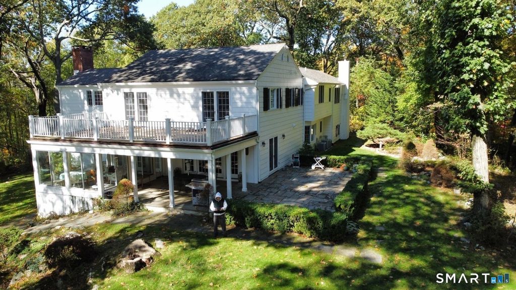 Photo of 2 Wahackme Lane, New Canaan, CT 06840 (MLS # 24150447)