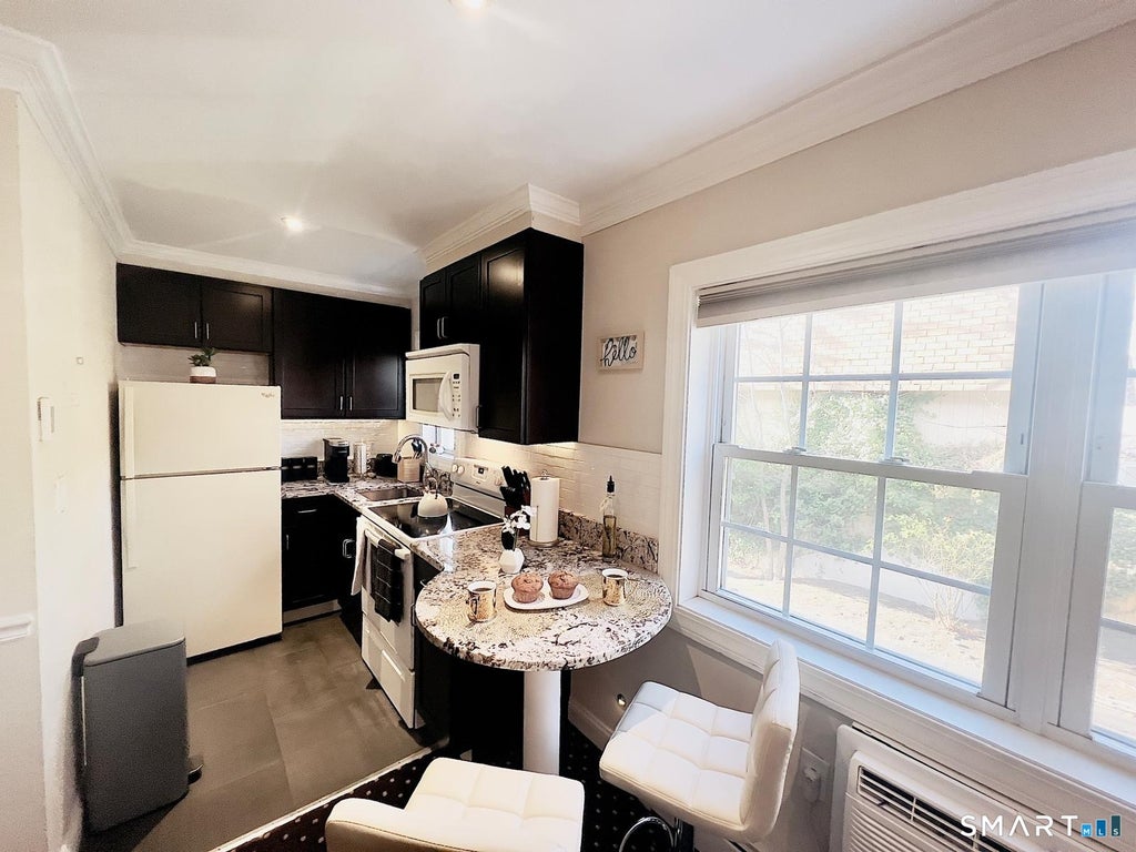 Photo of 398 Courtland Avenue #3, Stamford, CT 06906 (MLS # 24217862)