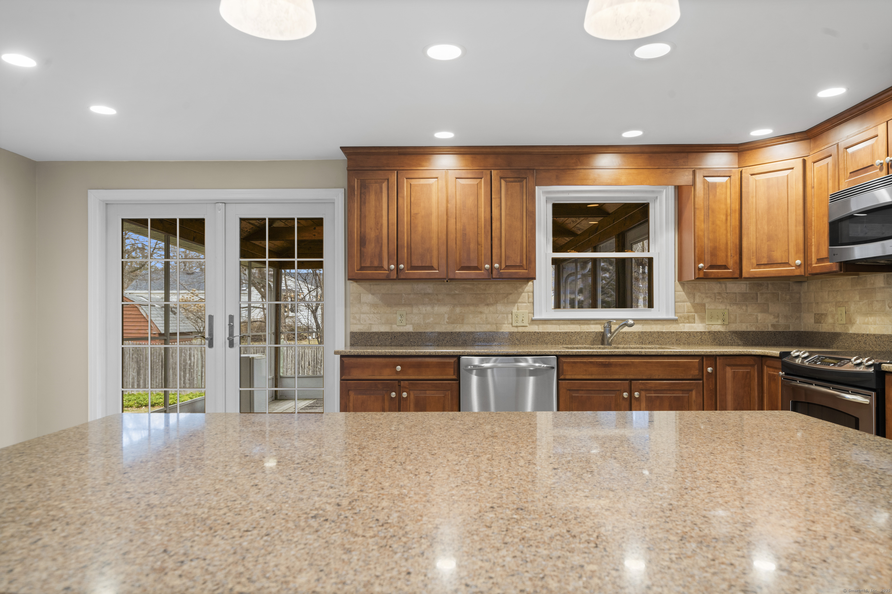 30 Rockland Drive, Enfield, Connecticut image 9