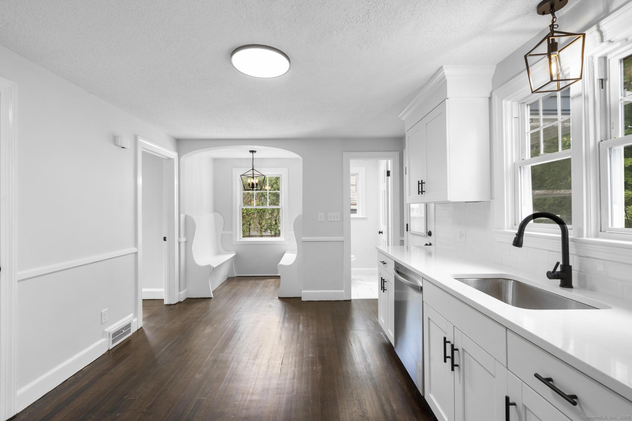 727 Pine Street, Bristol, Connecticut image 11