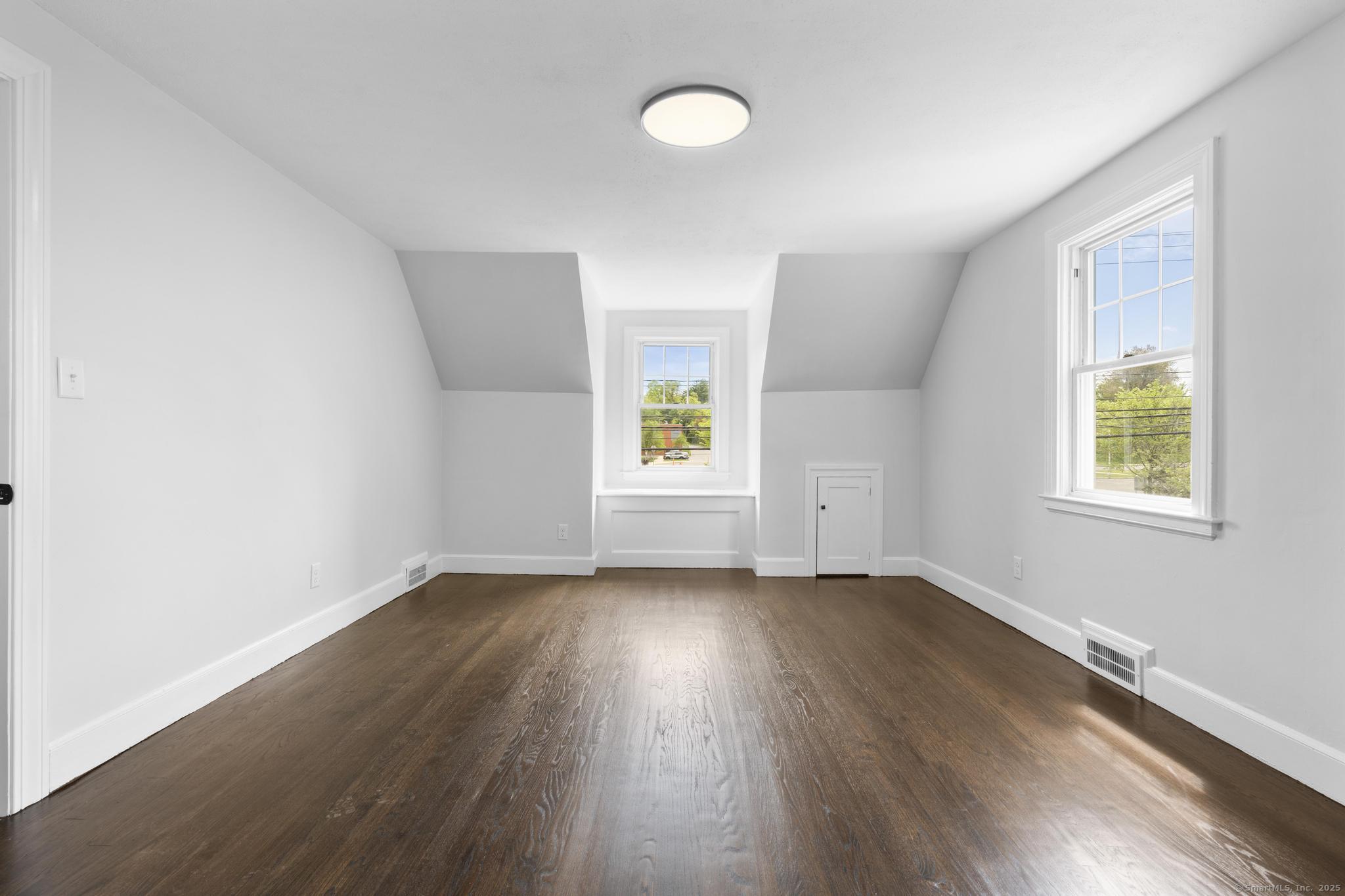 727 Pine Street, Bristol, Connecticut image 21