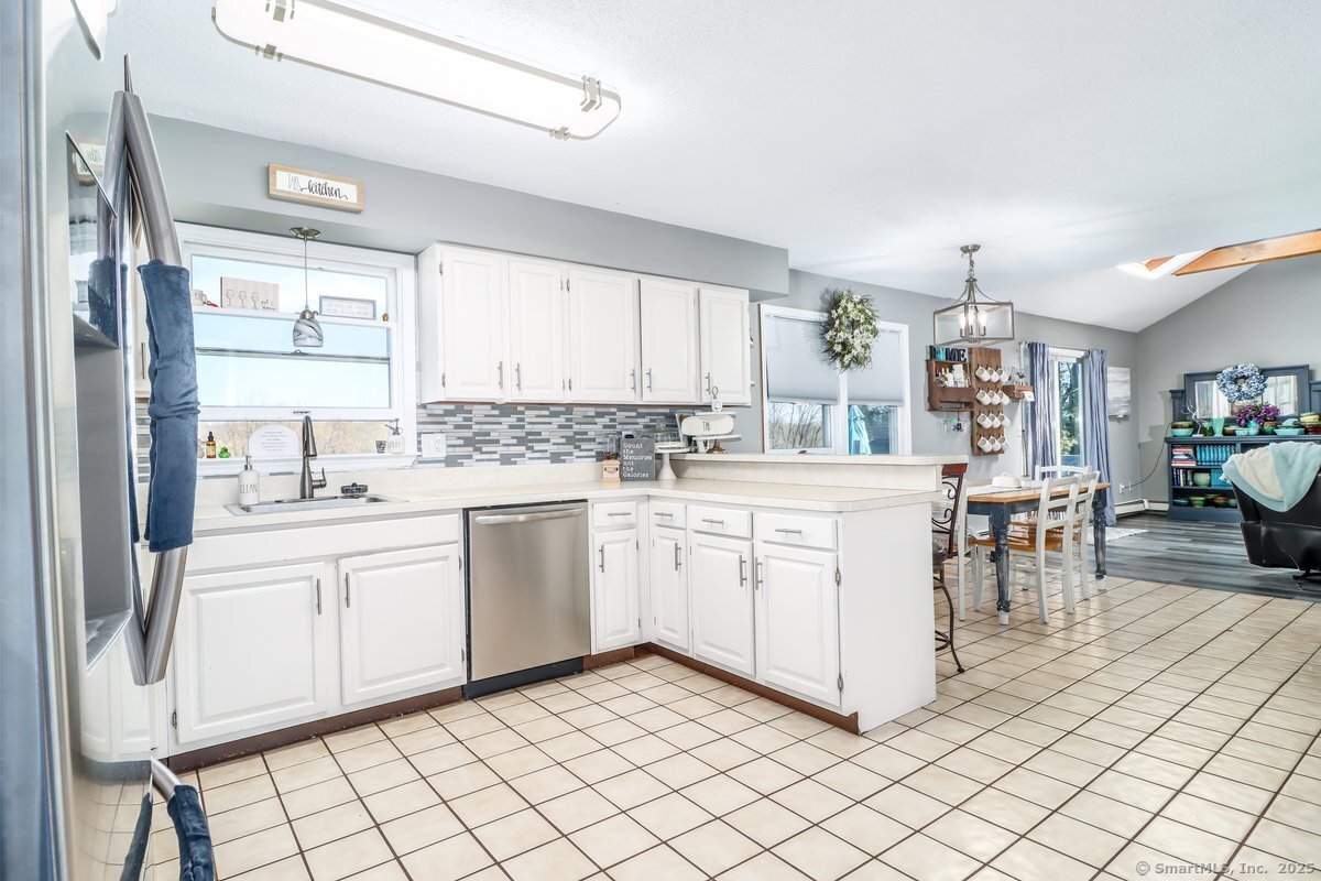 33 Mine Hill Road, New Milford, Connecticut image 5