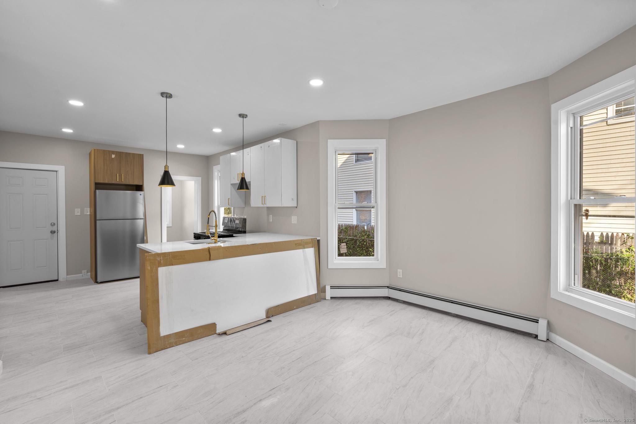 1260 East Main Street