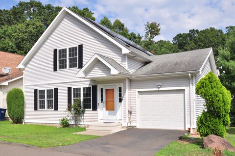 Photo of 19 Mourning Dove Circle #19, New Haven, CT 06513 (MLS # 24114021)