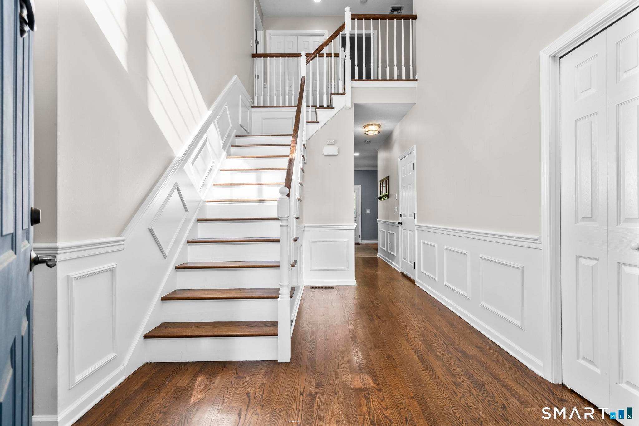 29 Nathan Hale Court