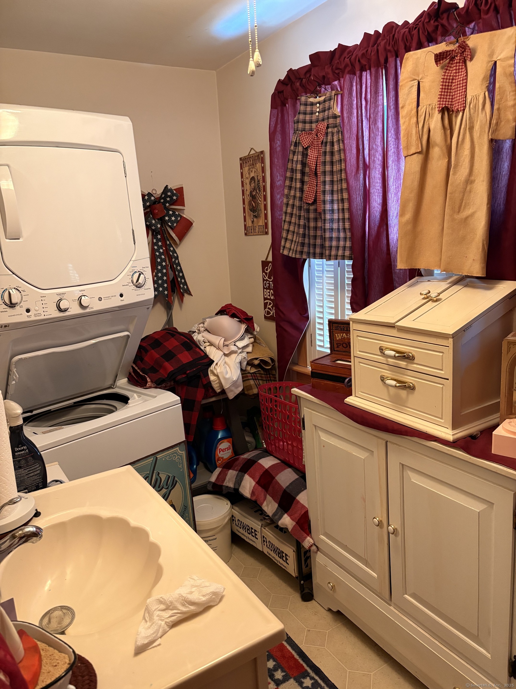573 Putnam Road, Plainfield, Connecticut image 13