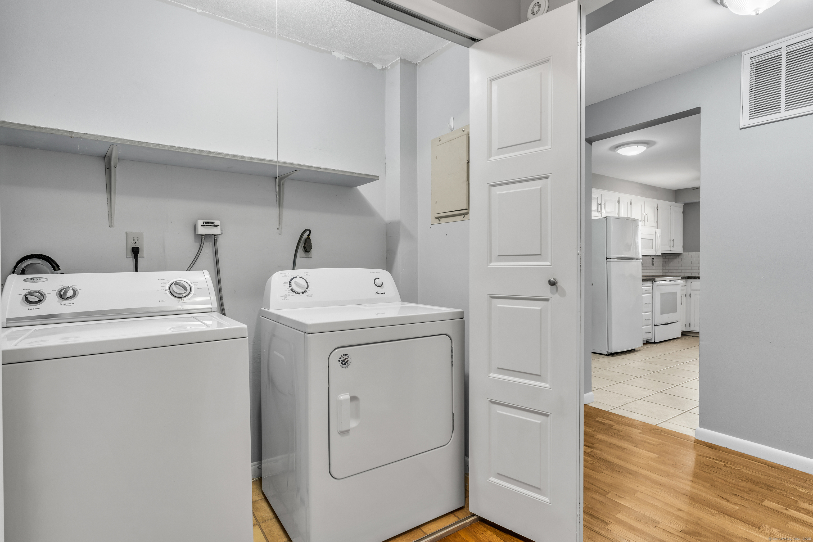 19 Harbour Village #B, Branford, Connecticut image 17