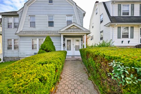 Tiny photo for 25 Manhattan Avenue, Bridgeport, CT 06606 (MLS # 24143377)