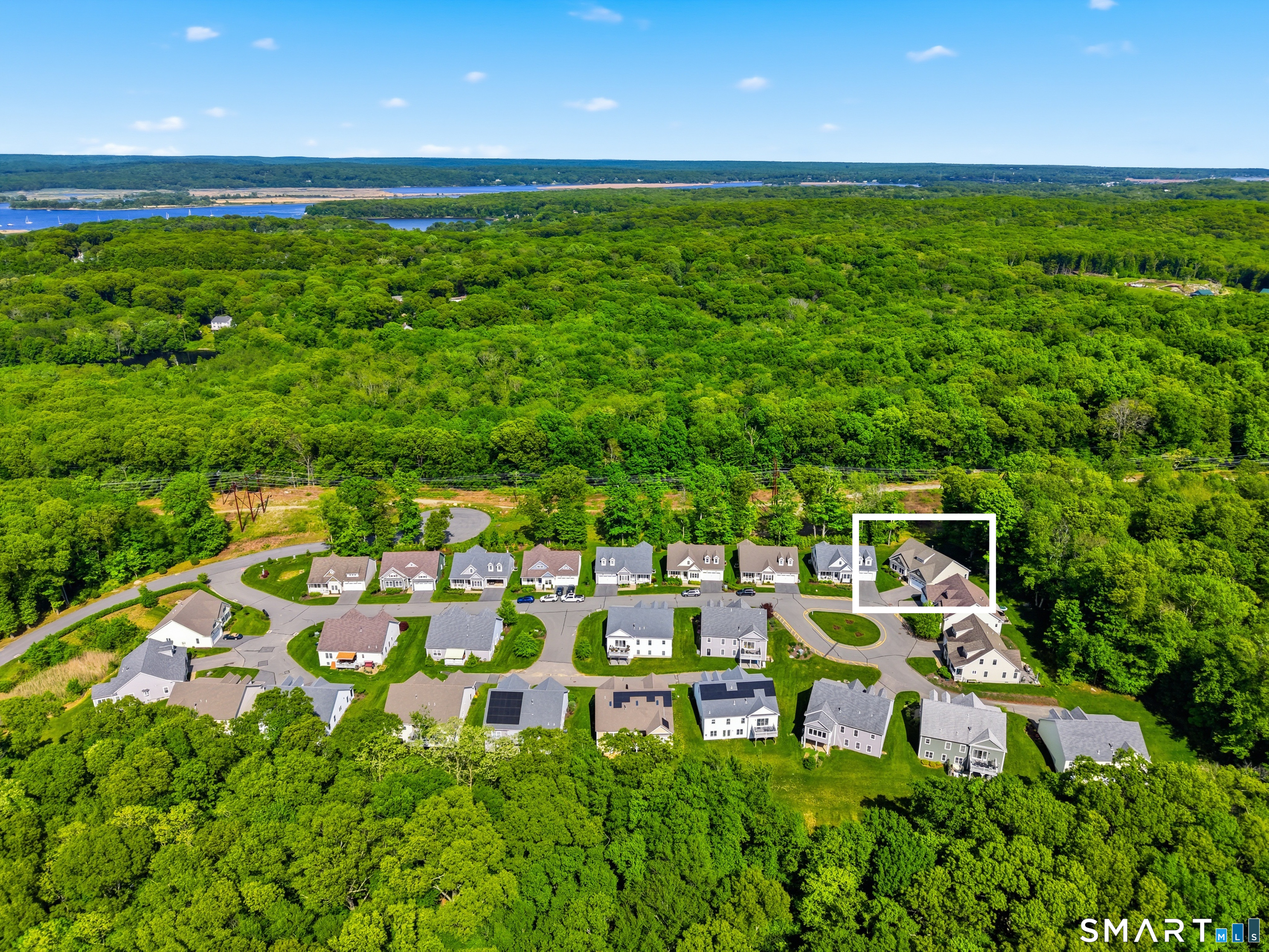 14 Essex Glen Drive 9