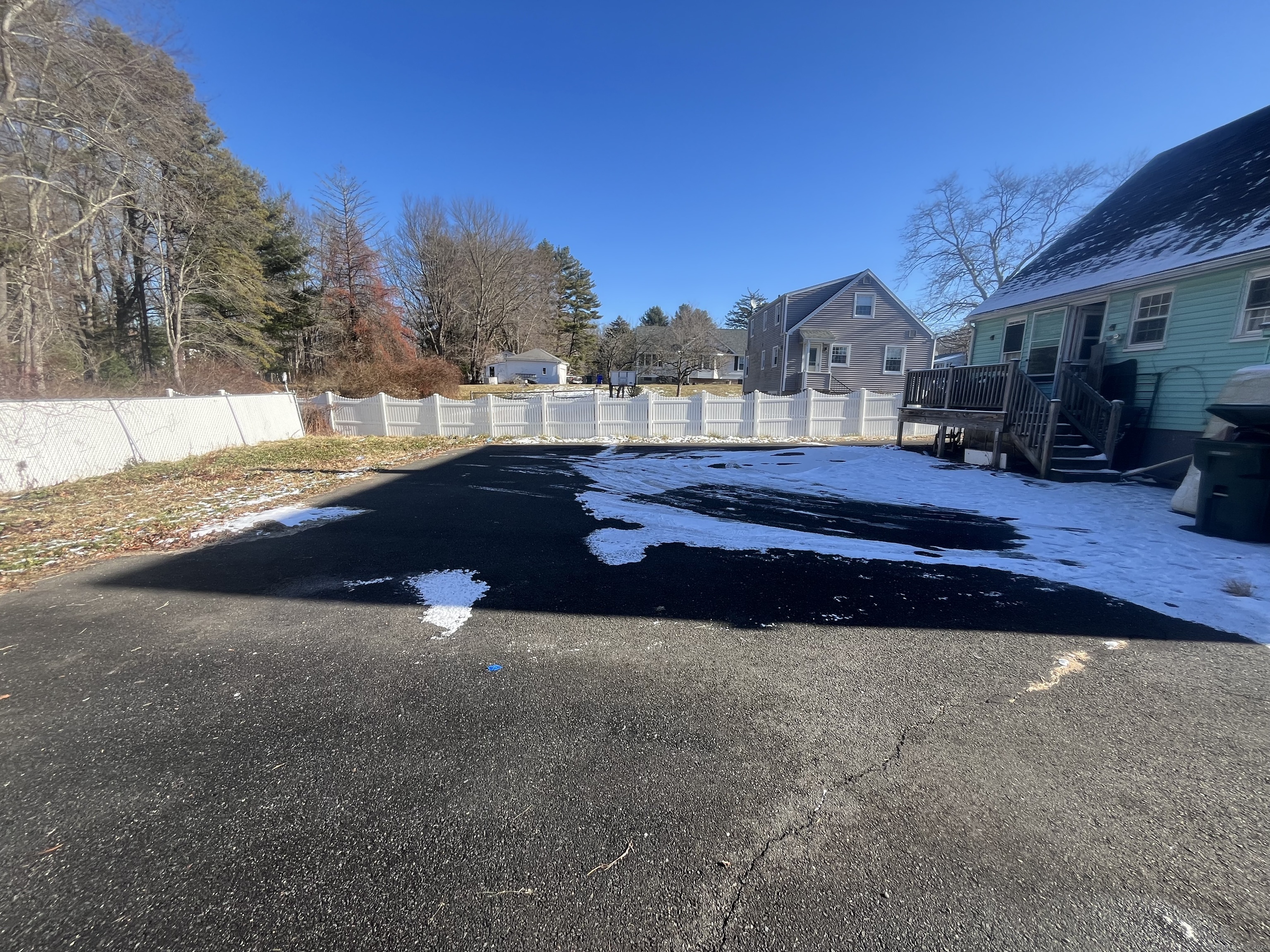 270 Hills Street, East Hartford, Connecticut image 4
