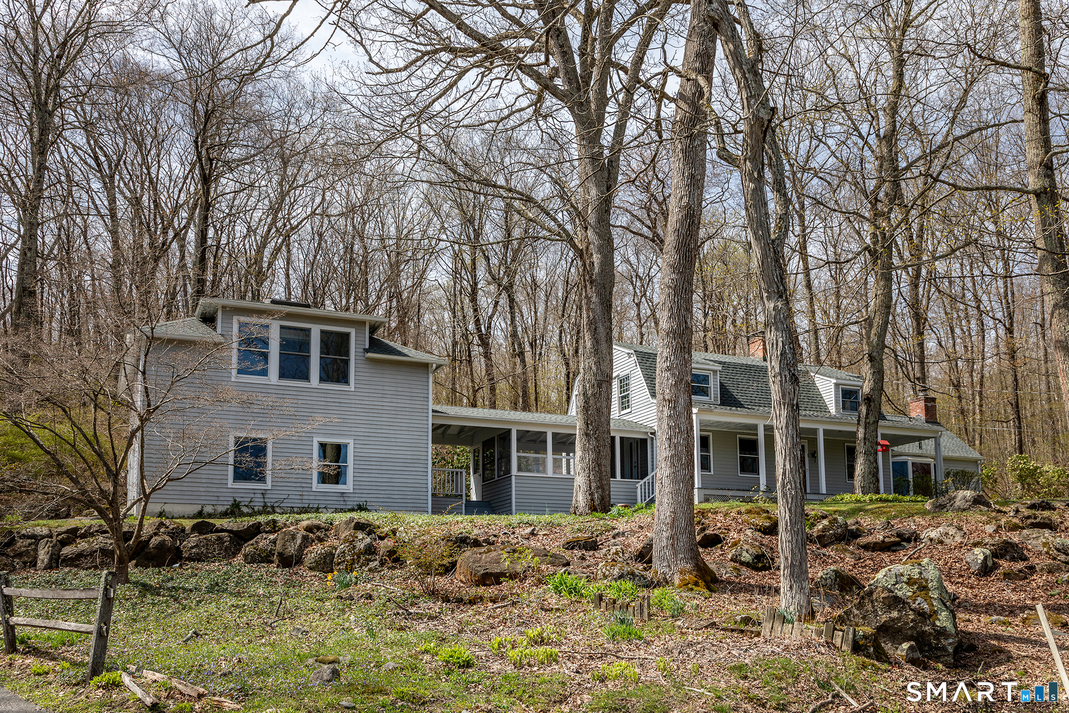 34 Kent Hollow Road