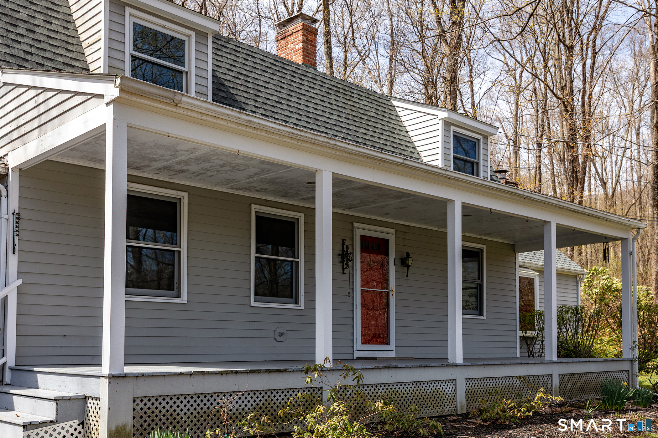 34 Kent Hollow Road