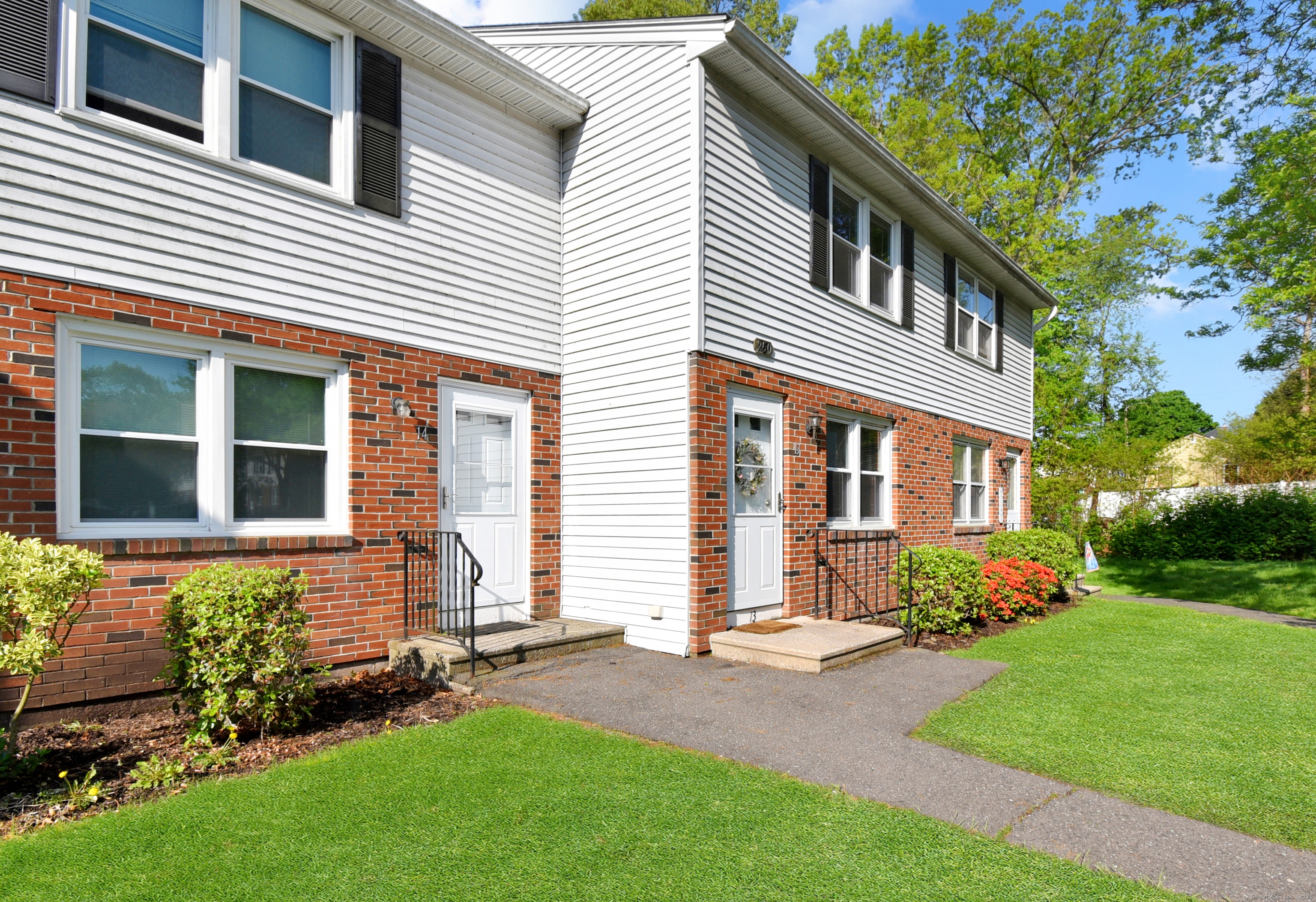 250 Woodford Avenue #APT 13, Plainville, Connecticut image 1