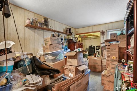 Tiny photo for 701 Beacon Valley Road #APT 25, Naugatuck, CT 06770 (MLS # 24144262)