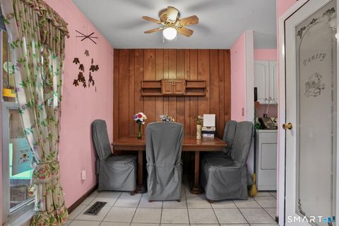 Tiny photo for 701 Beacon Valley Road #APT 25, Naugatuck, CT 06770 (MLS # 24144262)