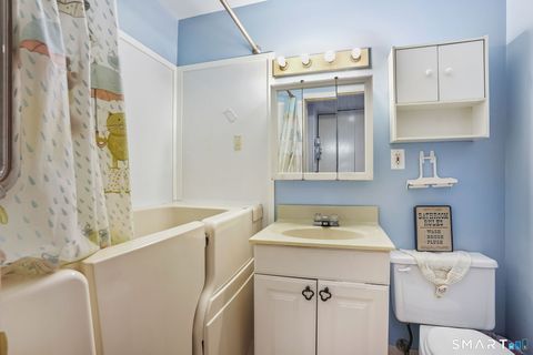 Tiny photo for 701 Beacon Valley Road #APT 25, Naugatuck, CT 06770 (MLS # 24144262)