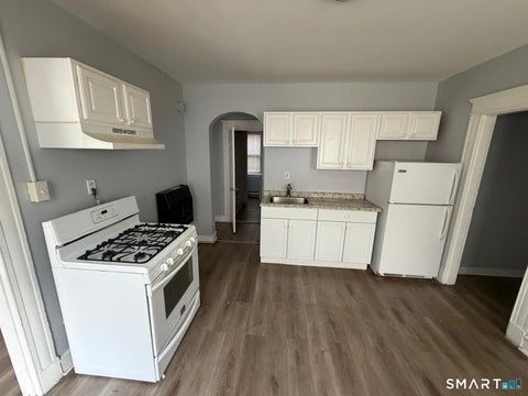 Photo of 32 Giles Street, Waterbury, CT 06704 (MLS # 24215365)