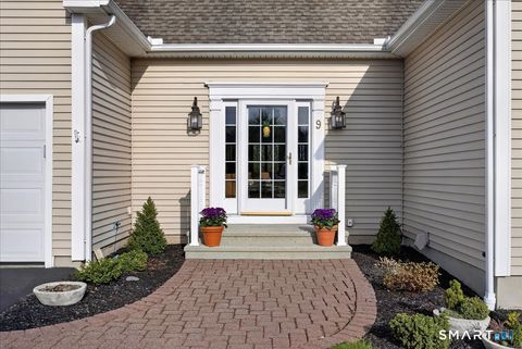 Tiny photo for 9 Balsam Ridge Circle #9, Wallingford, CT 06492 (MLS # 24167632)