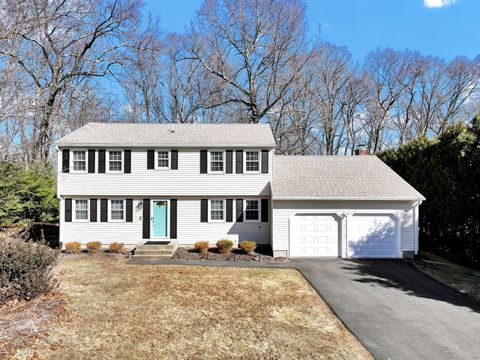 Photo of 54 Westview Terrace, Farmington, CT 06085 (MLS # 24140204)