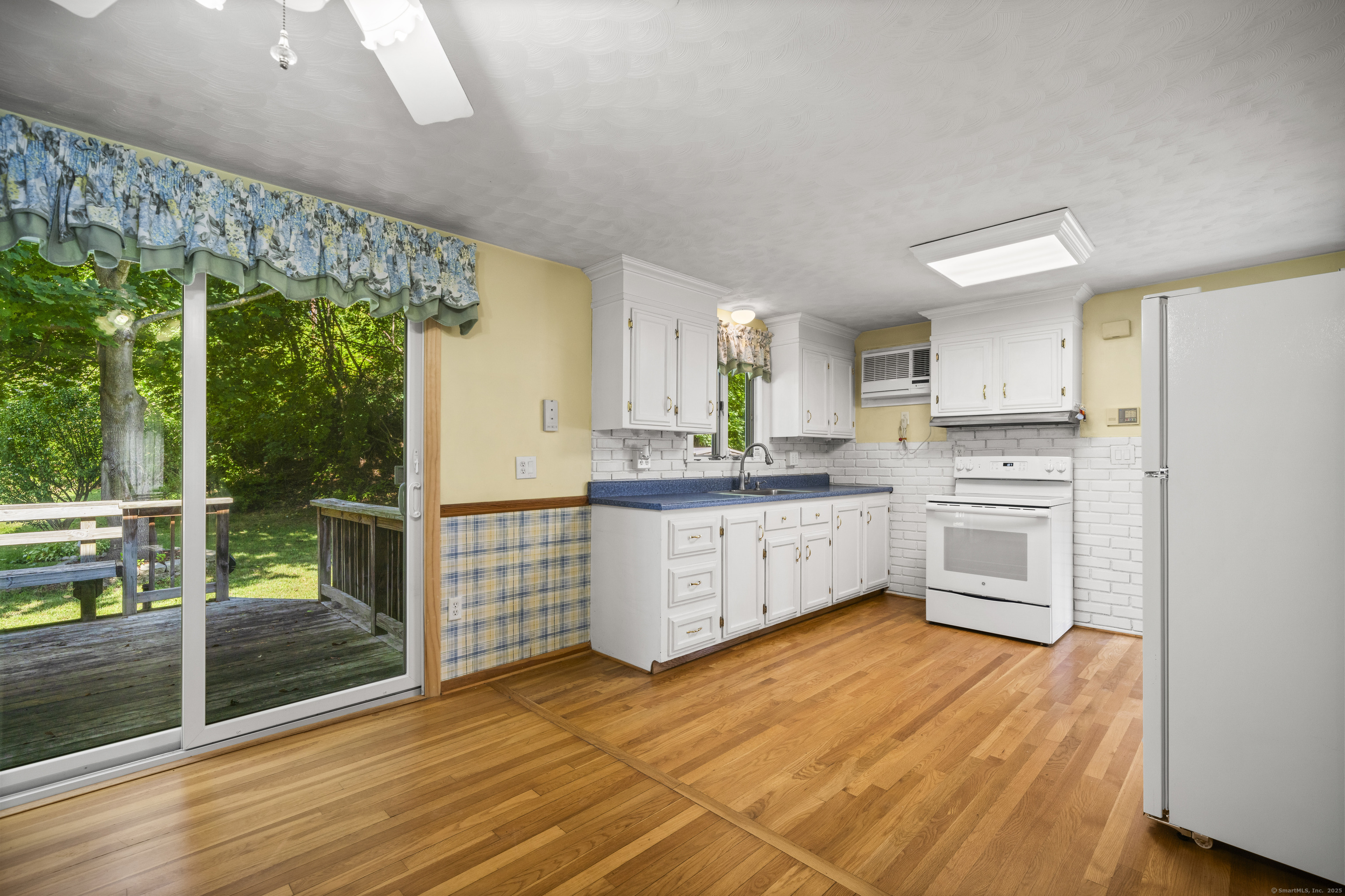 23 Clear Street