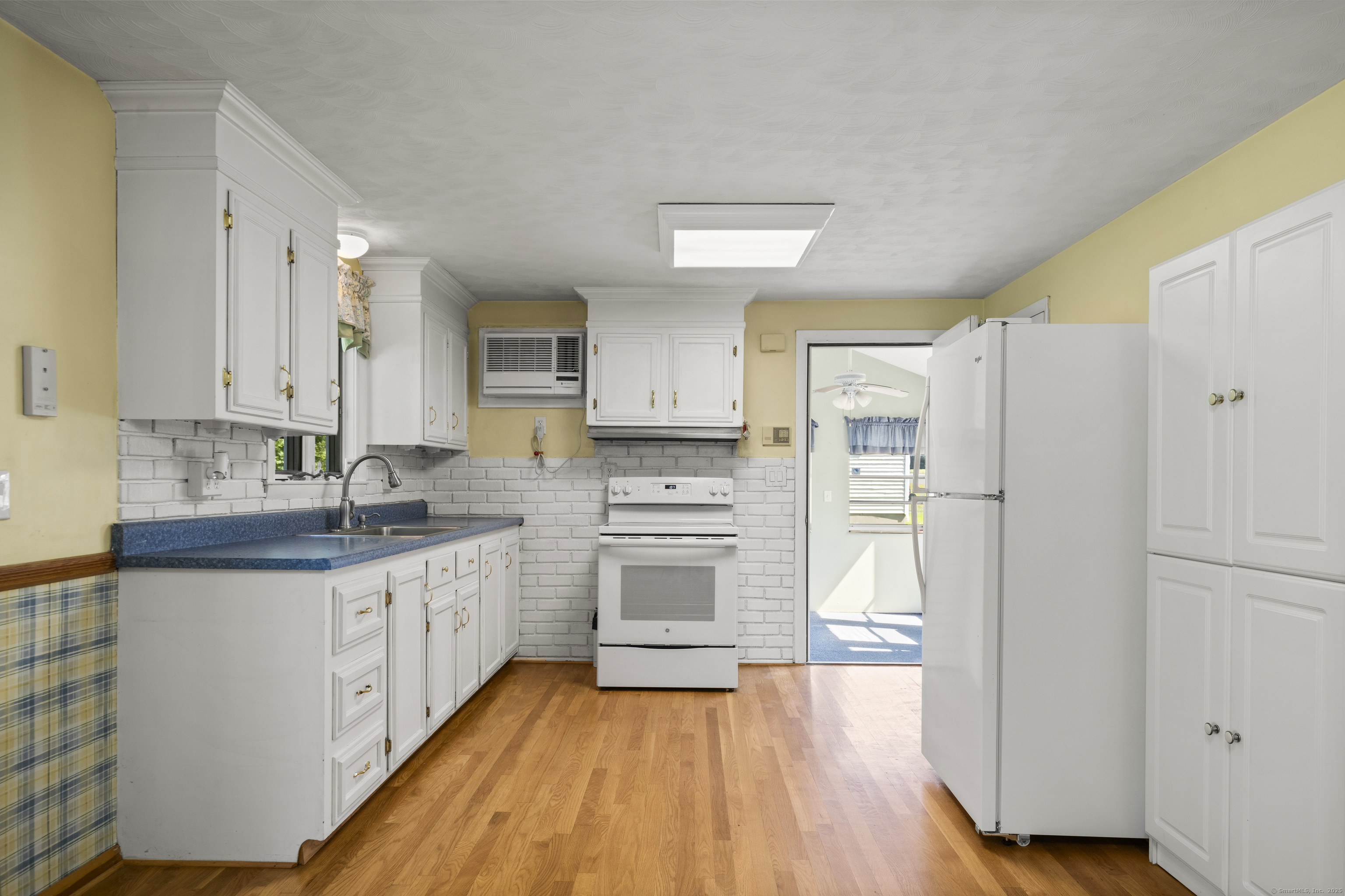 23 Clear Street