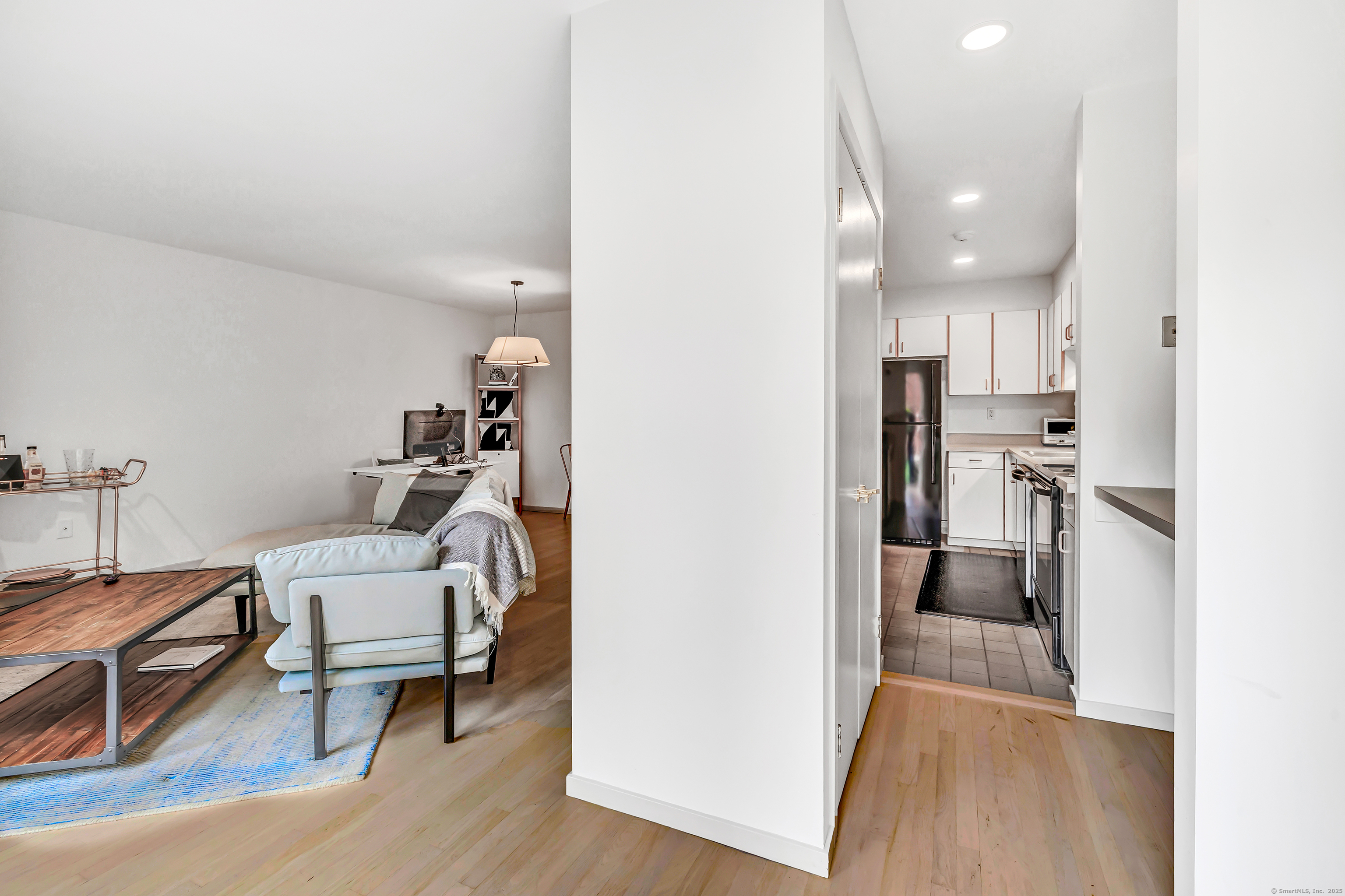 42 Temple Court #42, New Haven, Connecticut image 3