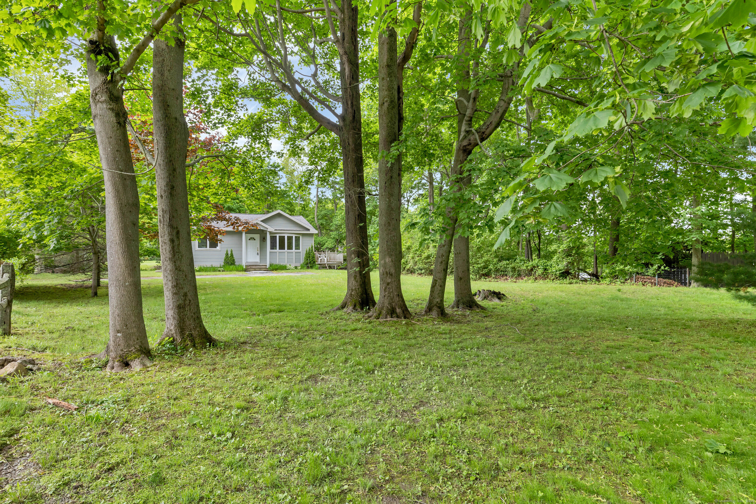 2 Lakeview Circle