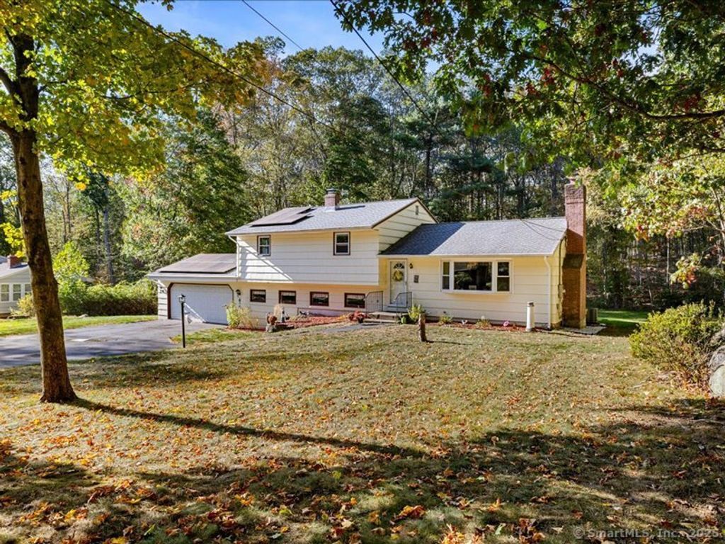 Photo of 18 Deepwood Drive, Madison, CT 06443 (MLS # 24132646)